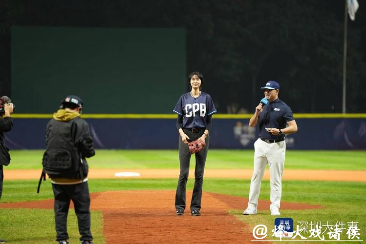 首届中国棒球城市联赛深圳开打 首届中国棒球城市联赛深圳开打